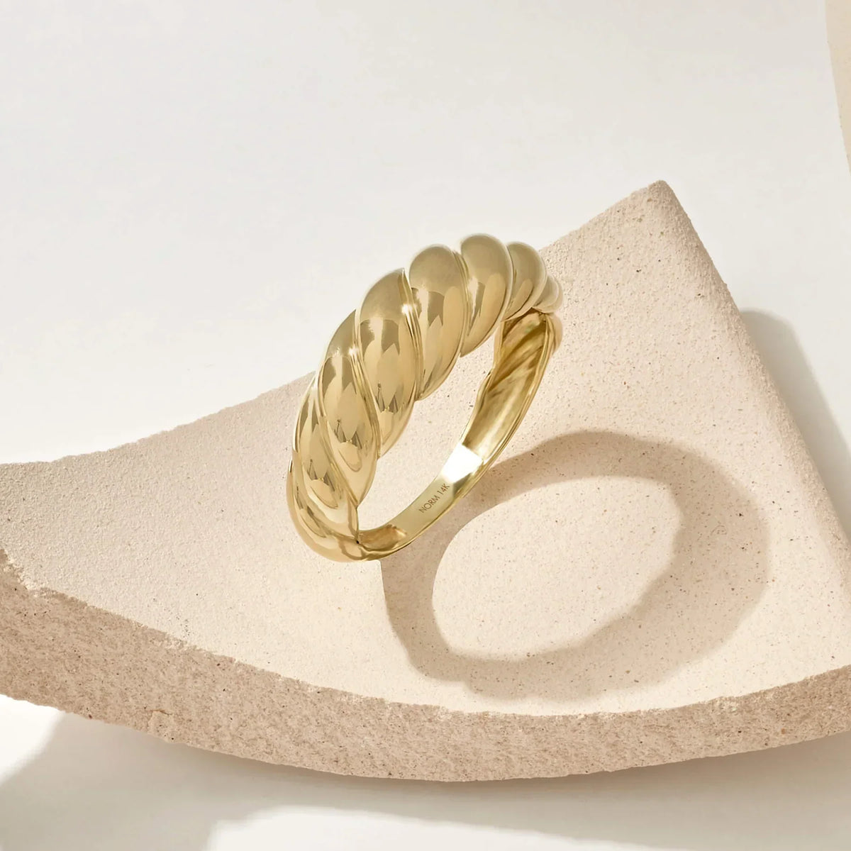 Croissant ring | Goud