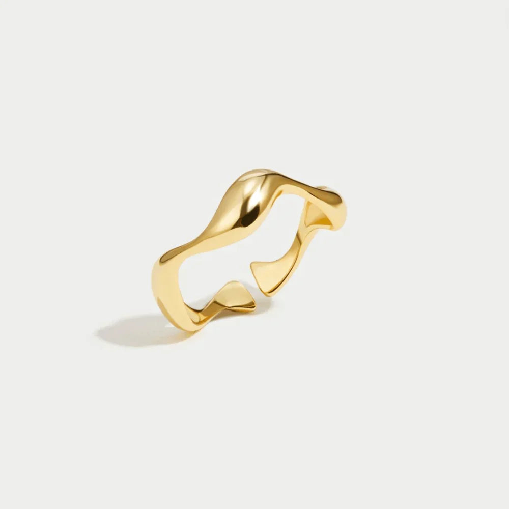 Elyra ring met vloeiende lijnen | Goud