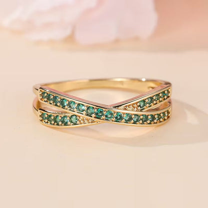 Ring met smaragd en vloeiende lijnen | Goud