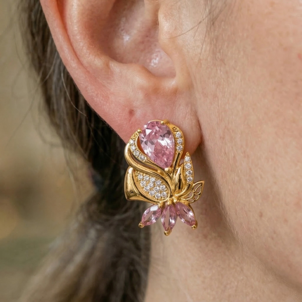 Amorette rozenblaadjesoorbellen | Goud