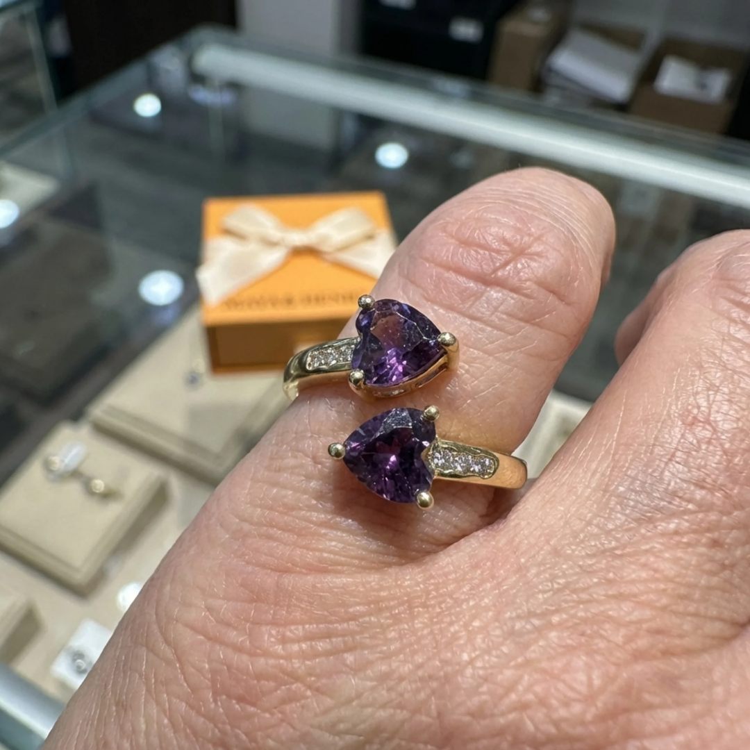 Noctira violette hartjeswikkelring | Goud