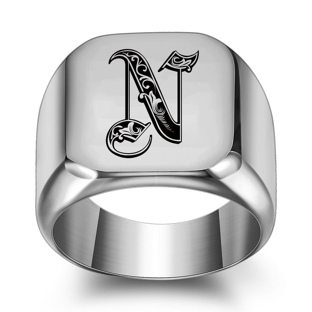 Klassieke Noble-ring met initiaal | Witgoud