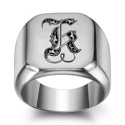 Klassieke Noble-ring met initiaal | Witgoud