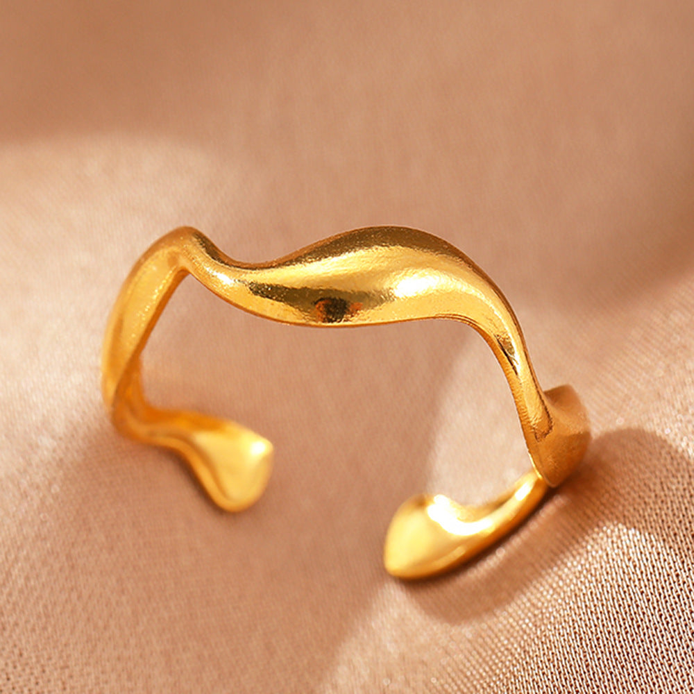 Elyra ring met vloeiende lijnen | Goud
