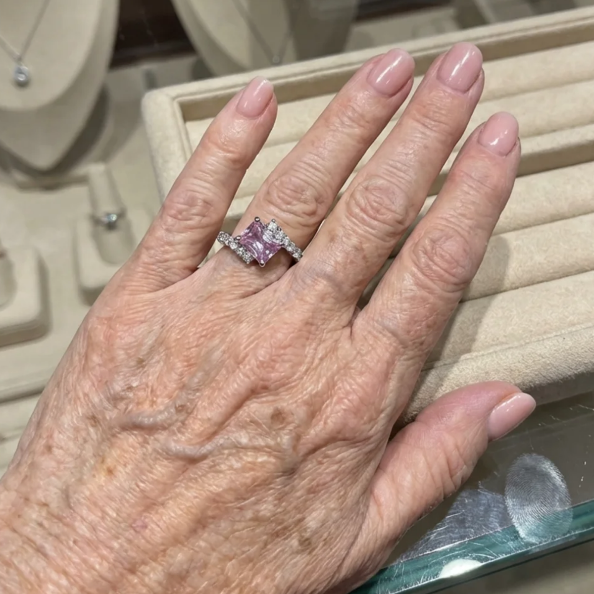 Vertex ring met roze saffier | Witgoud