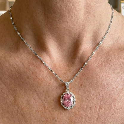Roze ovale kroonketting met halo | Witgoud