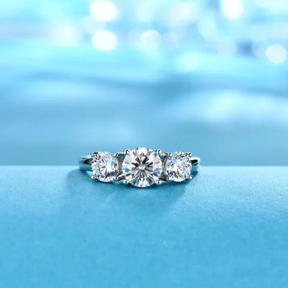 Clare ring met drie stenen | Witgoud