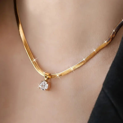 Elegante ketting met strasshanger | Goud