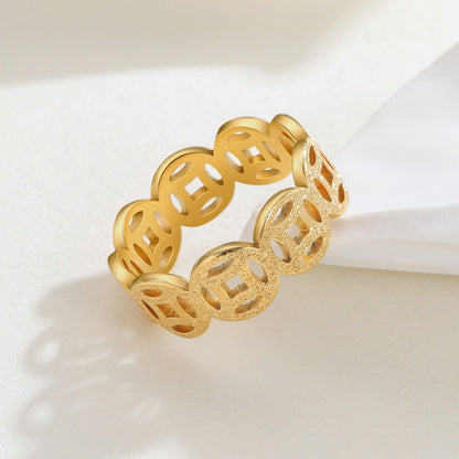 Ella ring met klassiek patroon | Goud