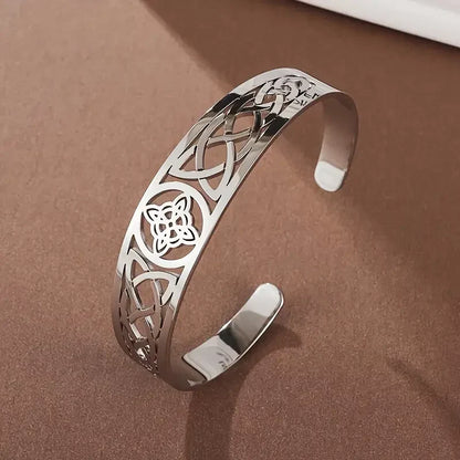 Verfijnde opengewerkte zilveren armband | Witgoud