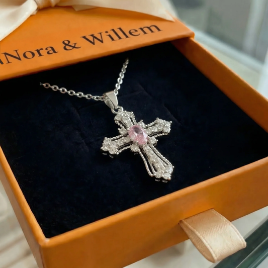 Hemelse roze kruisketting | Witgoud